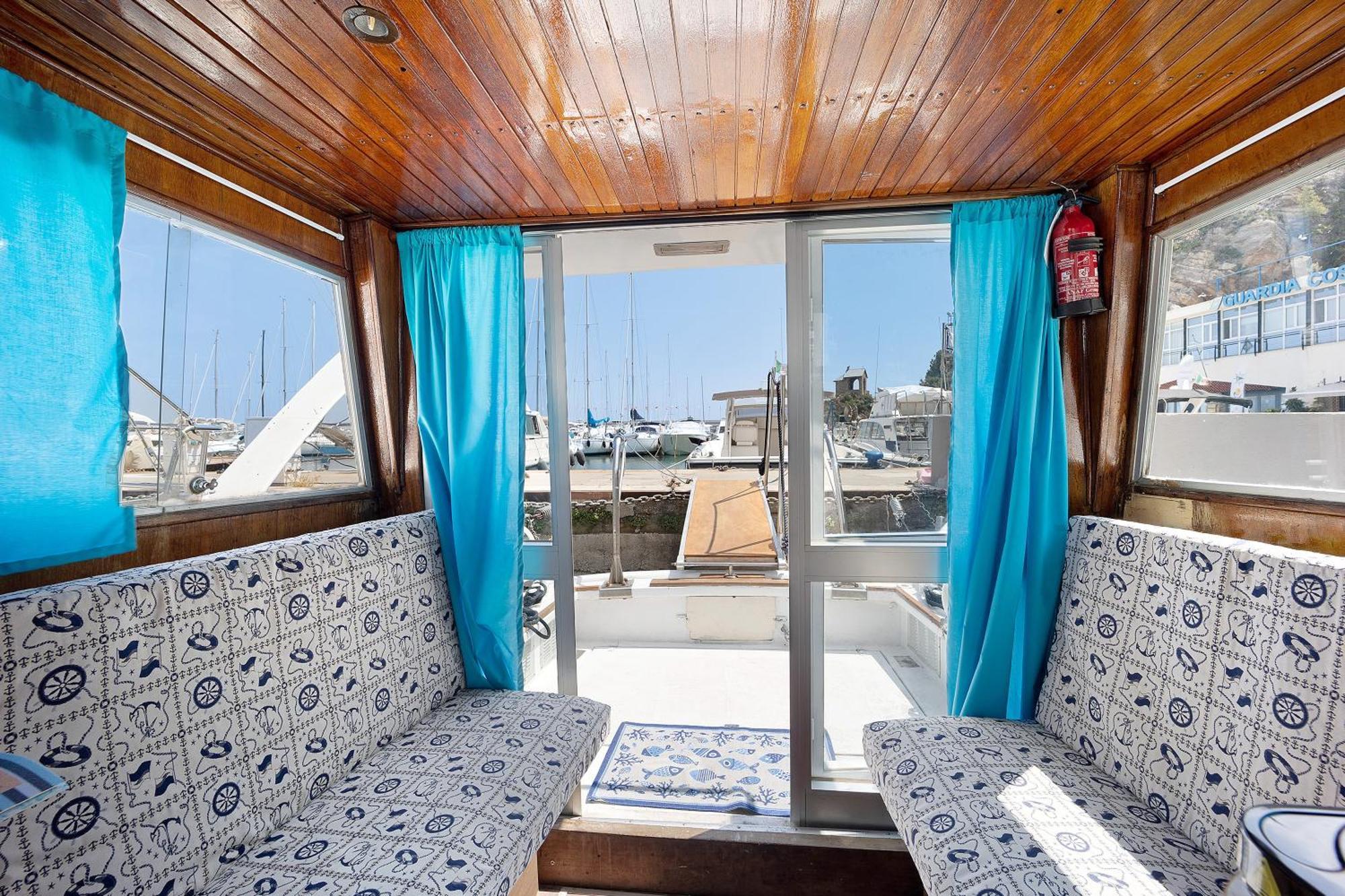 Aloha Jak'S Boat 알라시오 외부 사진