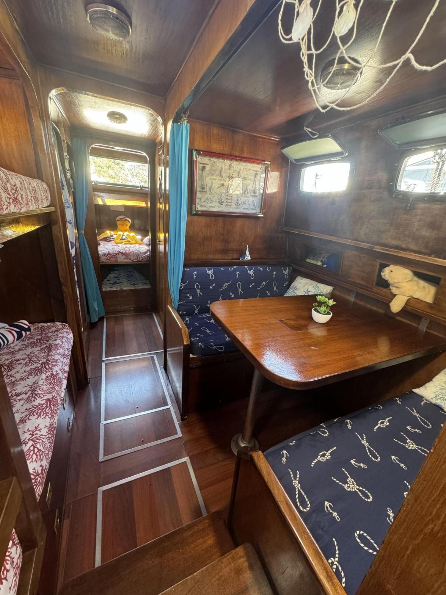 Aloha Jak'S Boat 알라시오 외부 사진